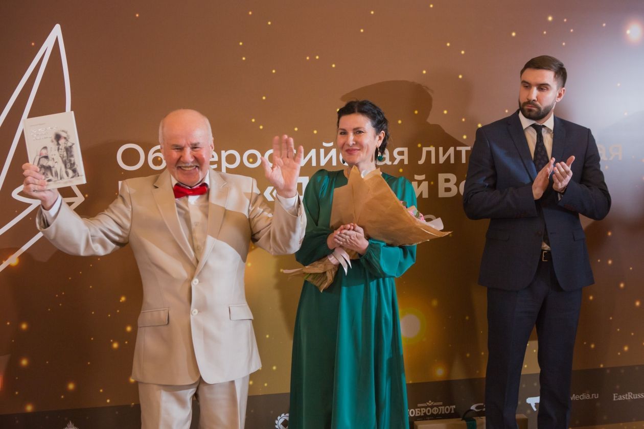 Победителем в номинации 'Короткая проза' стал Анатолий Бударин. Фото: ИА PrimaMedia